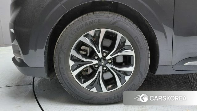 Kia Carnival 4th generation id 4370579 из Кореи 25
