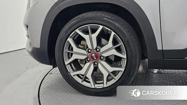 Kia Seltos id 3049684 из Кореи 15