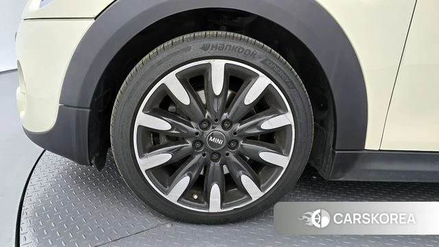 Mini Cooper S id 3965778 из Кореи 15