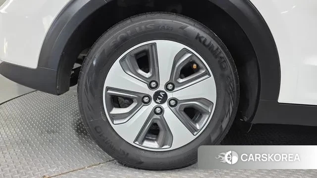 Kia Niro id 3612685 из Кореи 15