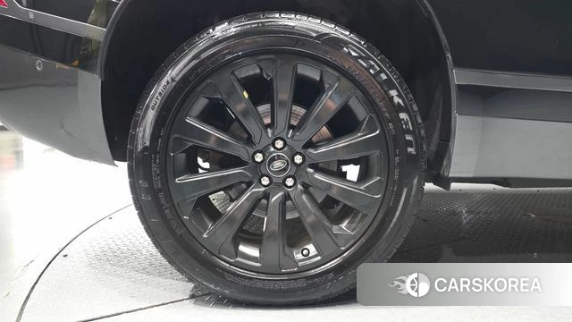 Land Rover Range Rover Velar id 4632947 из Кореи 26