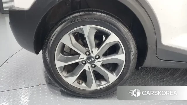 Kia Stonic id 3444111 из Кореи 15