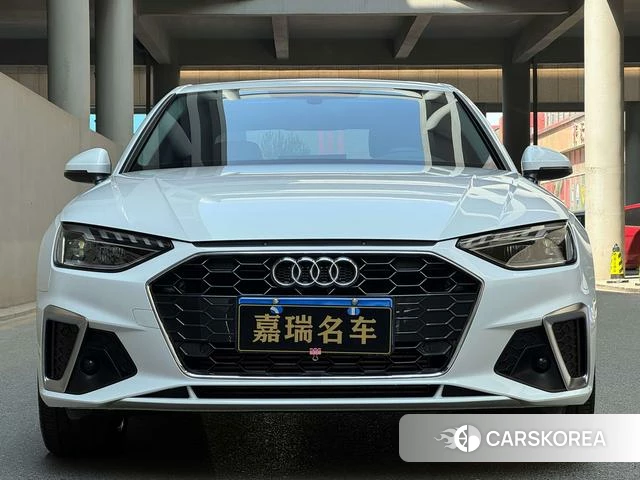 Audi A4L id 4258321 из Китая 10