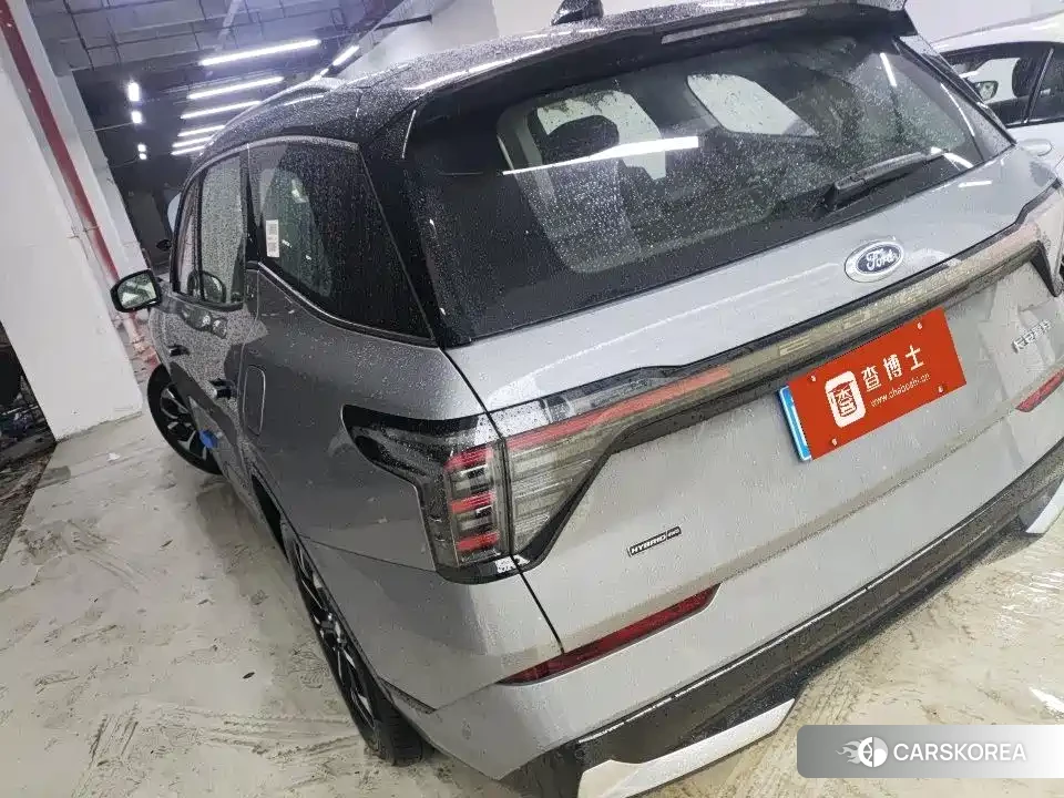 Ford Edge 2025 Silver/gray из Китая, фото 5