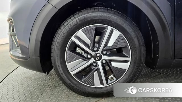 Kia The New Niro id 4196388 из Кореи 26