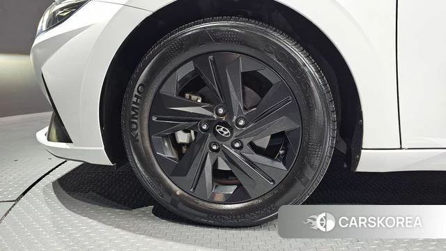 Hyundai Avante (CN7) id 4195497 из Кореи 15