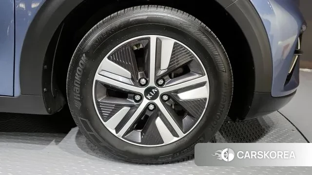 Kia The New Niro id 3592463 из Кореи 15