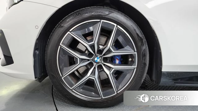 BMW 5 Series (G60) id 4773572 из Кореи 15