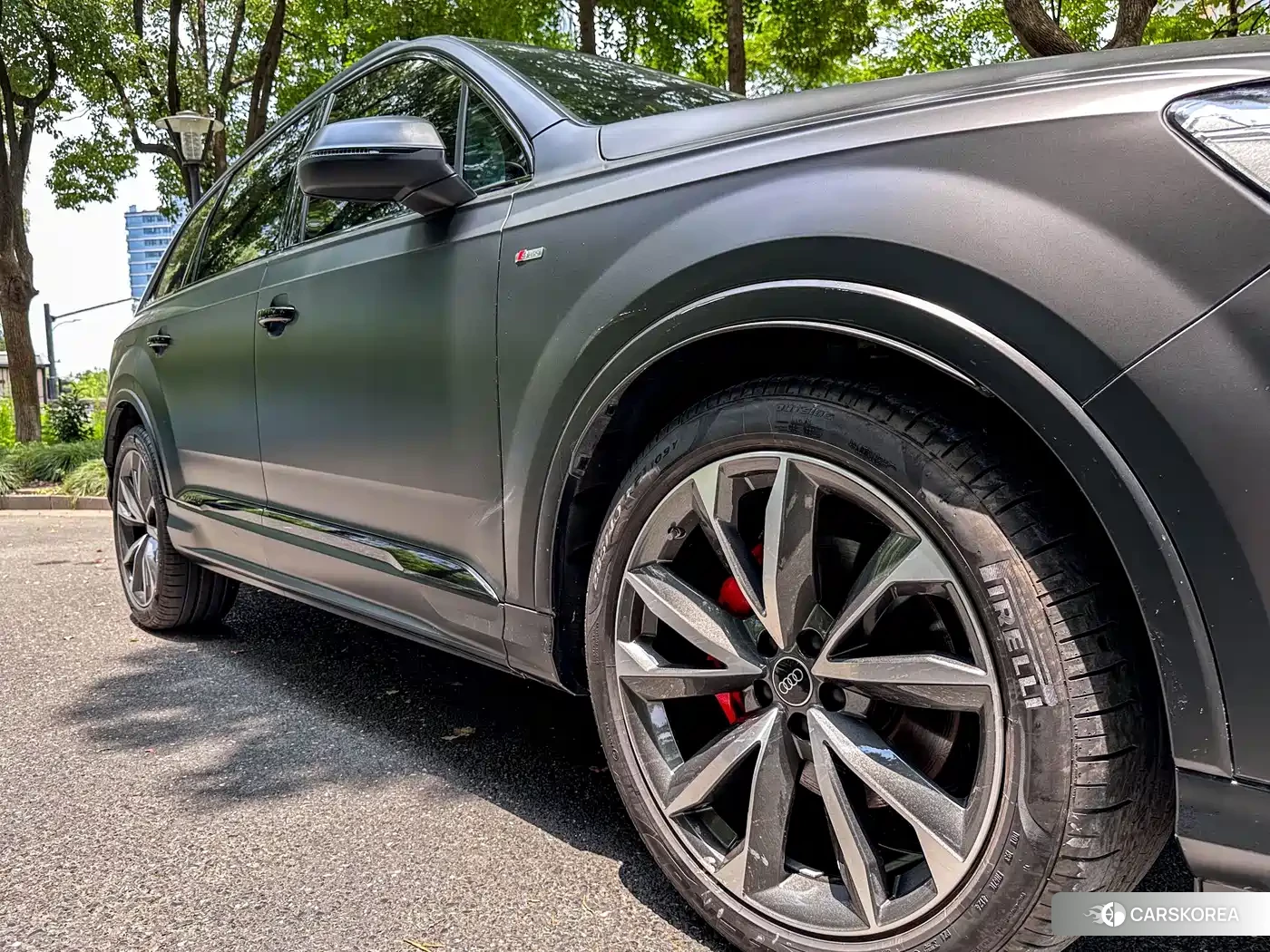 Audi Q7 id 4577678 из Китая 10