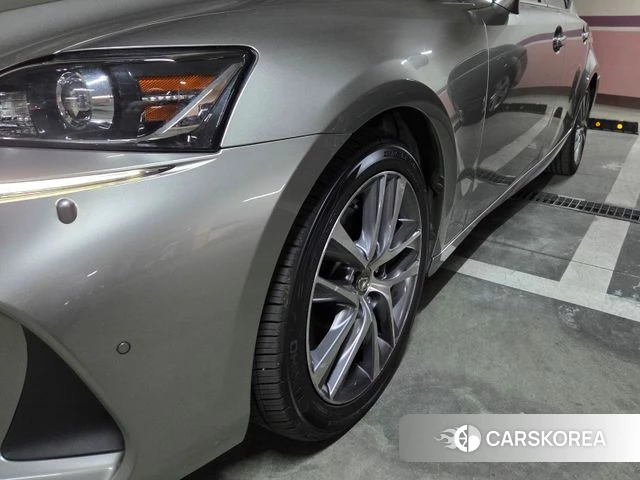 Lexus New IS300 2019 Цвет галактики из Кореи, фото 5