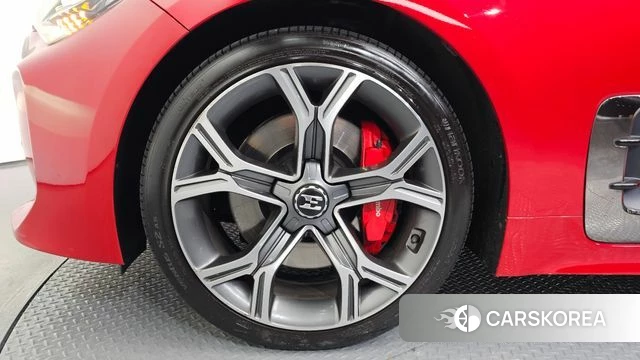 Kia Stinger id 3853745 из Кореи 15