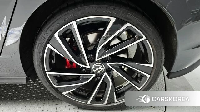 Volkswagen Golf 8th Generation id 3841350 из Кореи 15