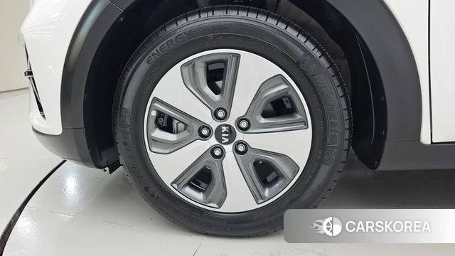 Kia The New Niro id 4446609 из Кореи 15