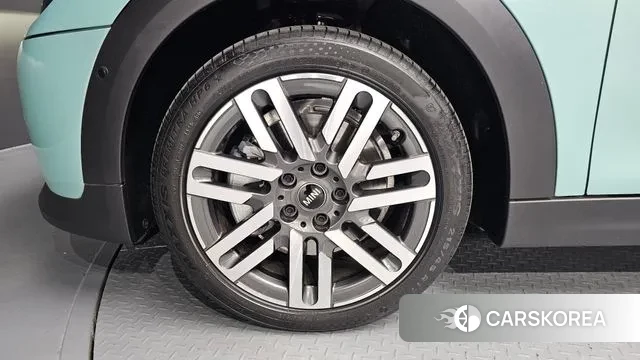 Mini Cooper C 4th generation id 3288821 из Кореи 15