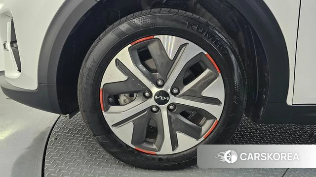 Kia Niro Plus id 4640639 из Кореи 15