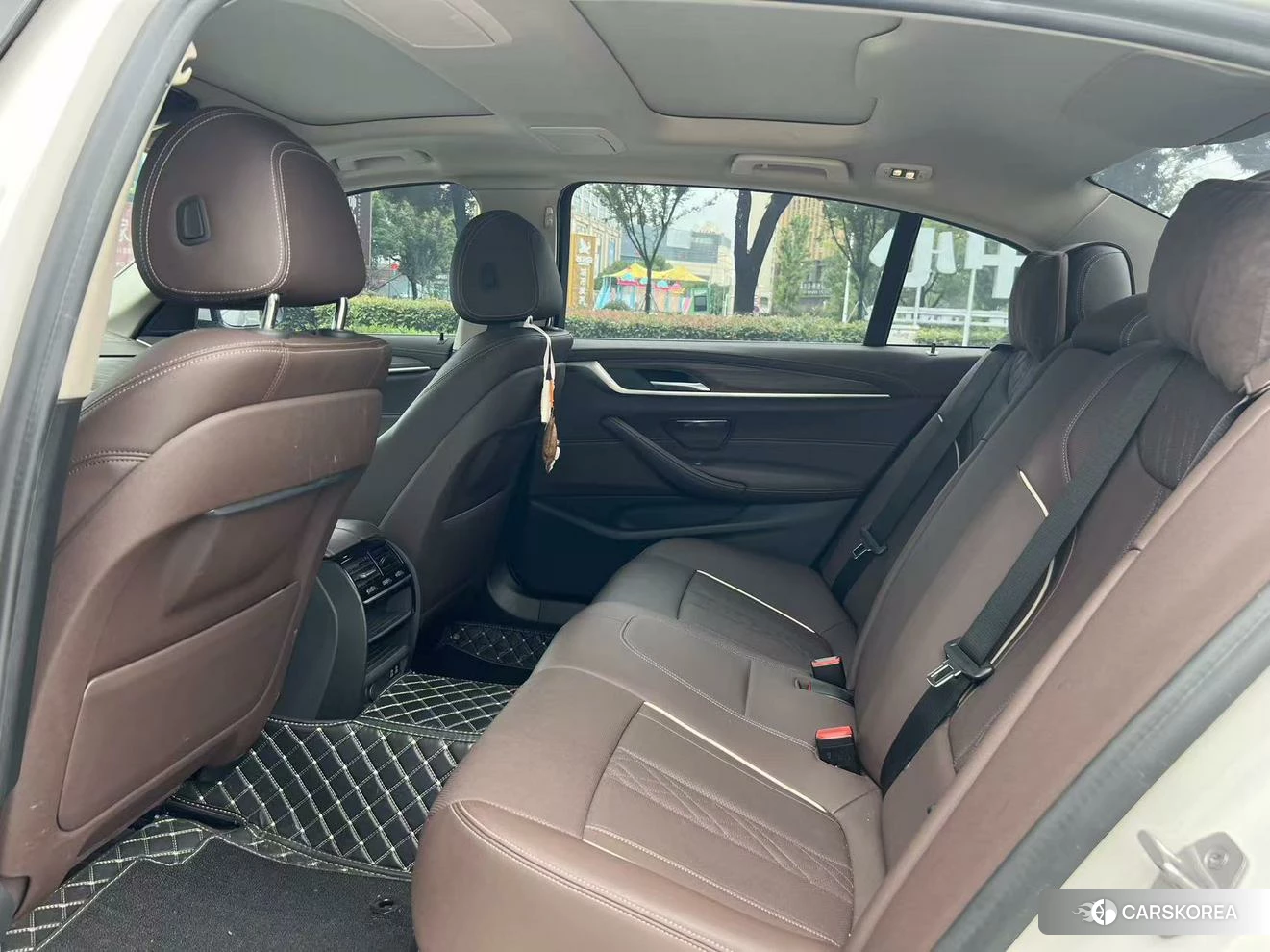BMW 5 series 2021 Белый из Китая, фото 5