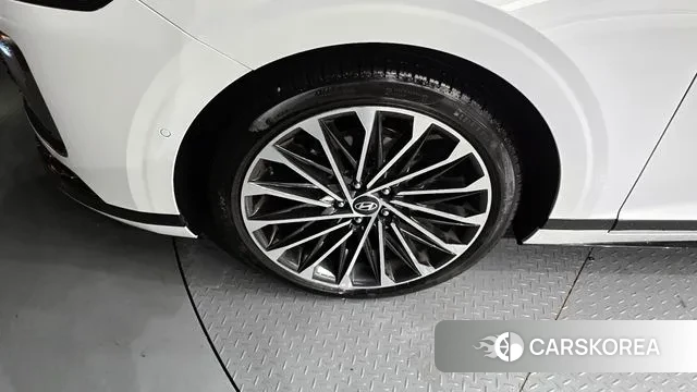 Hyundai Grandeur Hybrid (GN7) id 3131846 из Кореи 15