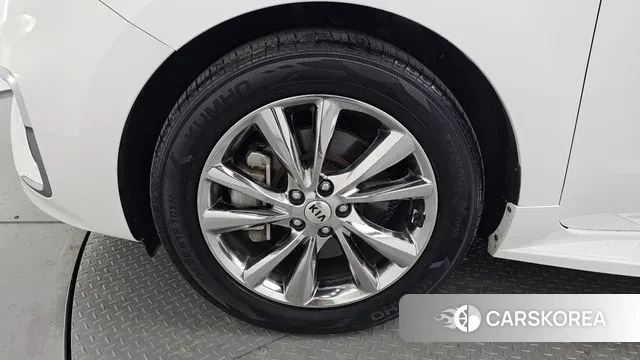 Kia The New Carnival id 3601743 из Кореи 15