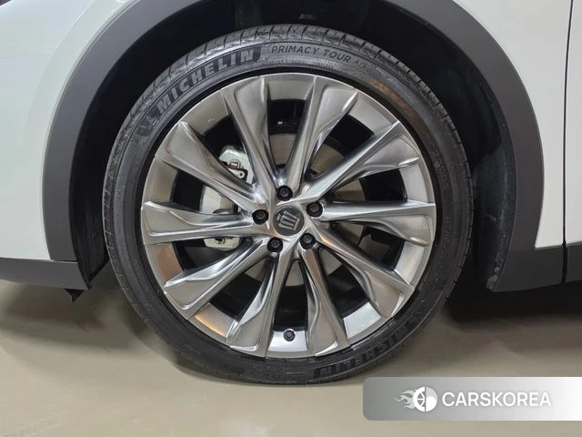 Toyota Crown Crossover id 4548849 из Кореи 14