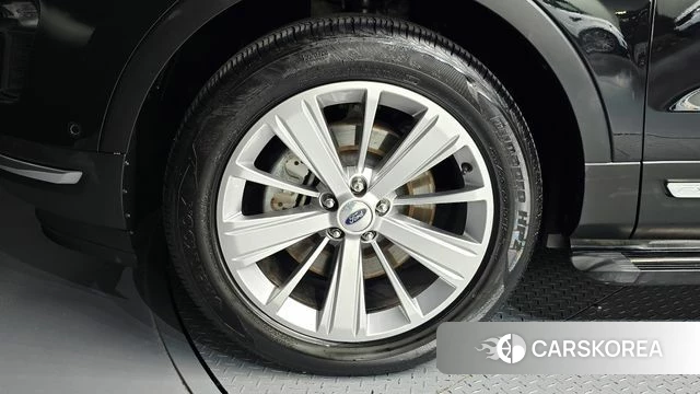 Ford Explorer id 4882346 из Кореи 31