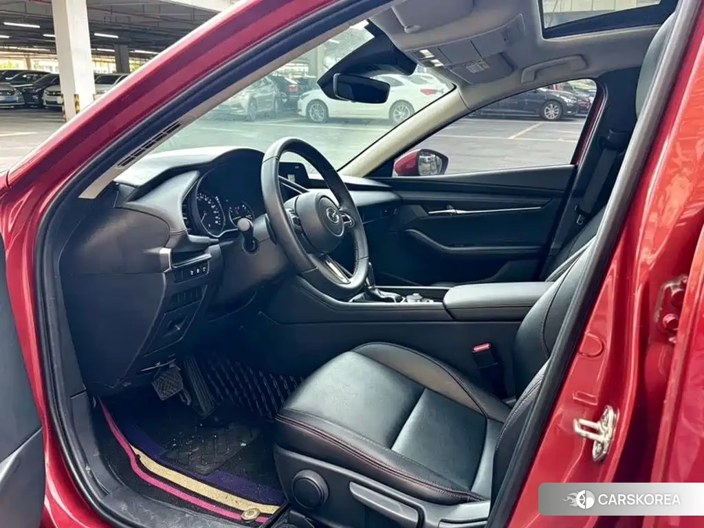 Mazda 3 2024 Red/purple из Китая, фото 5