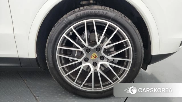 Porsche Cayenne (PO536) id 3844770 из Кореи 15