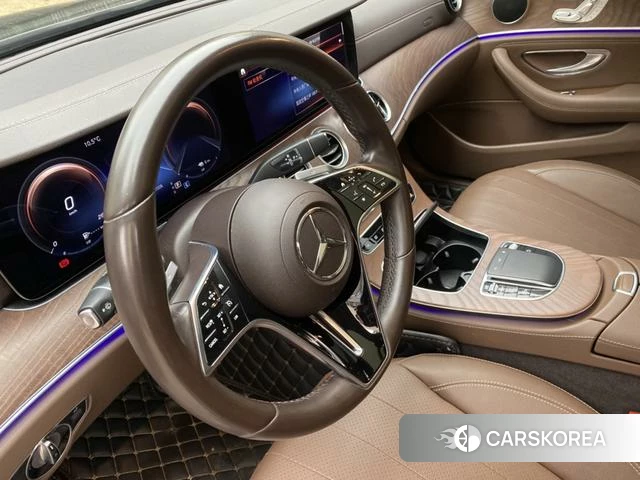 Mercedes-Benz E-class PHEV id 4217395 из Китая 19