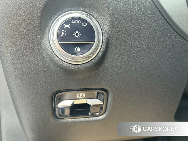 Mercedes-Benz Class C id 4333185 из Китая 22