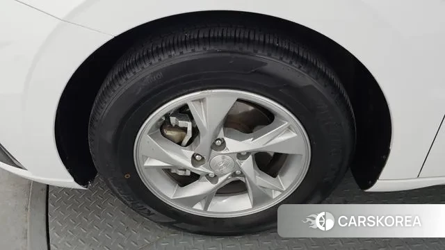 Hyundai Avante (CN7) id 3557279 из Кореи 15