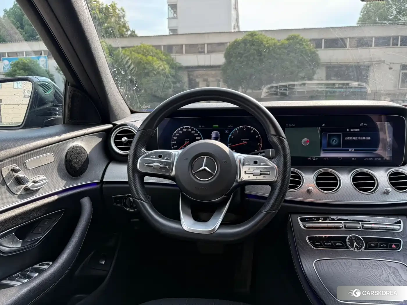 Mercedes-Benz E-Class id 4576907 из Китая 9