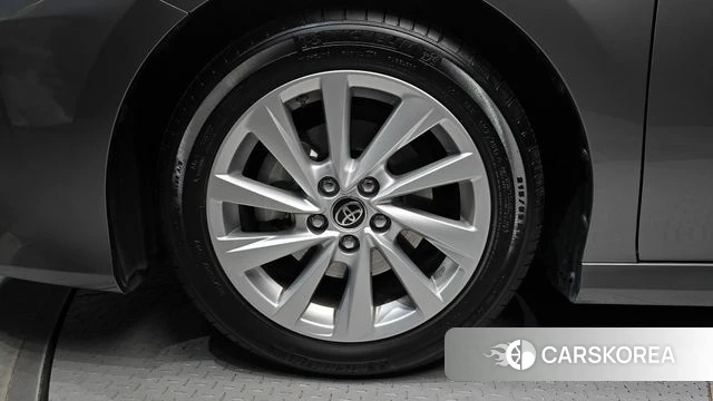 Toyota Camry (XV70) id 3892075 из Кореи 15