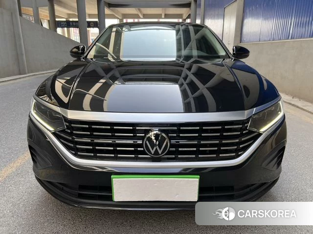 Volkswagen Passat id 4336122 из Китая 8
