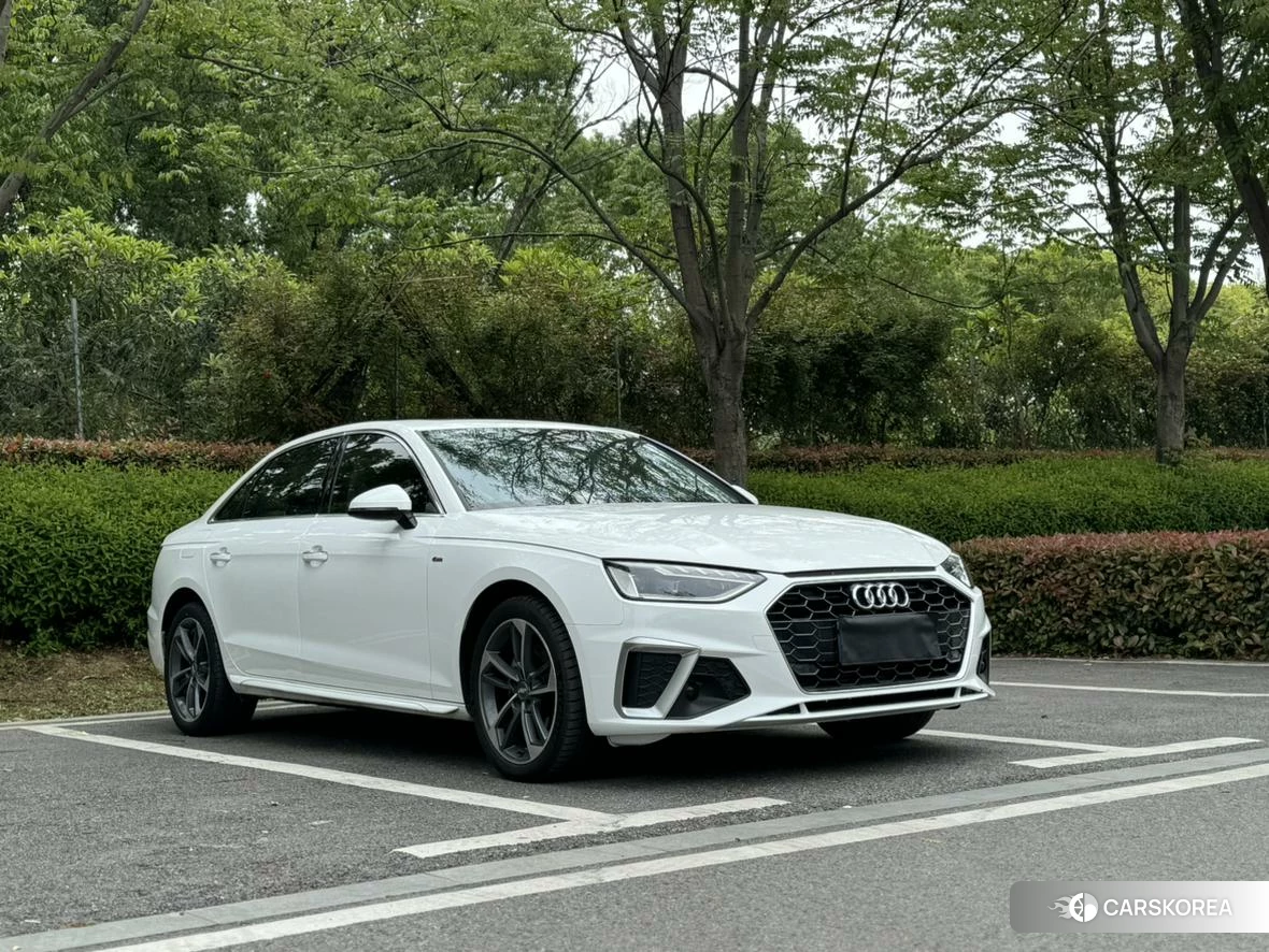 Audi A4L id 4512361 из Китая 19