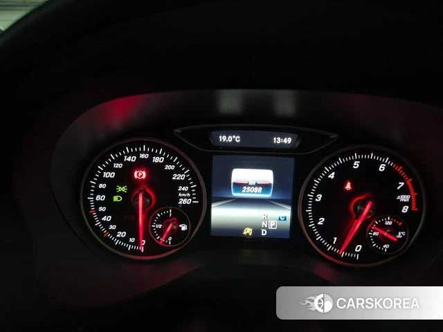 Mercedes-Benz A-Class W176 id 3937185 из Кореи 11