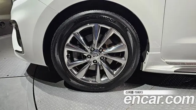 Kia The New Carnival id 2912469 из Кореи 15