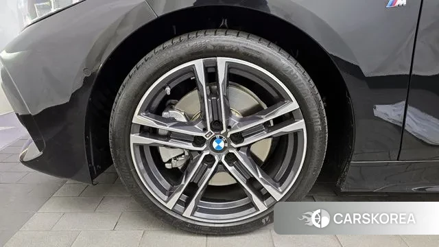 BMW 1 Series (F40) id 3701849 из Кореи 15