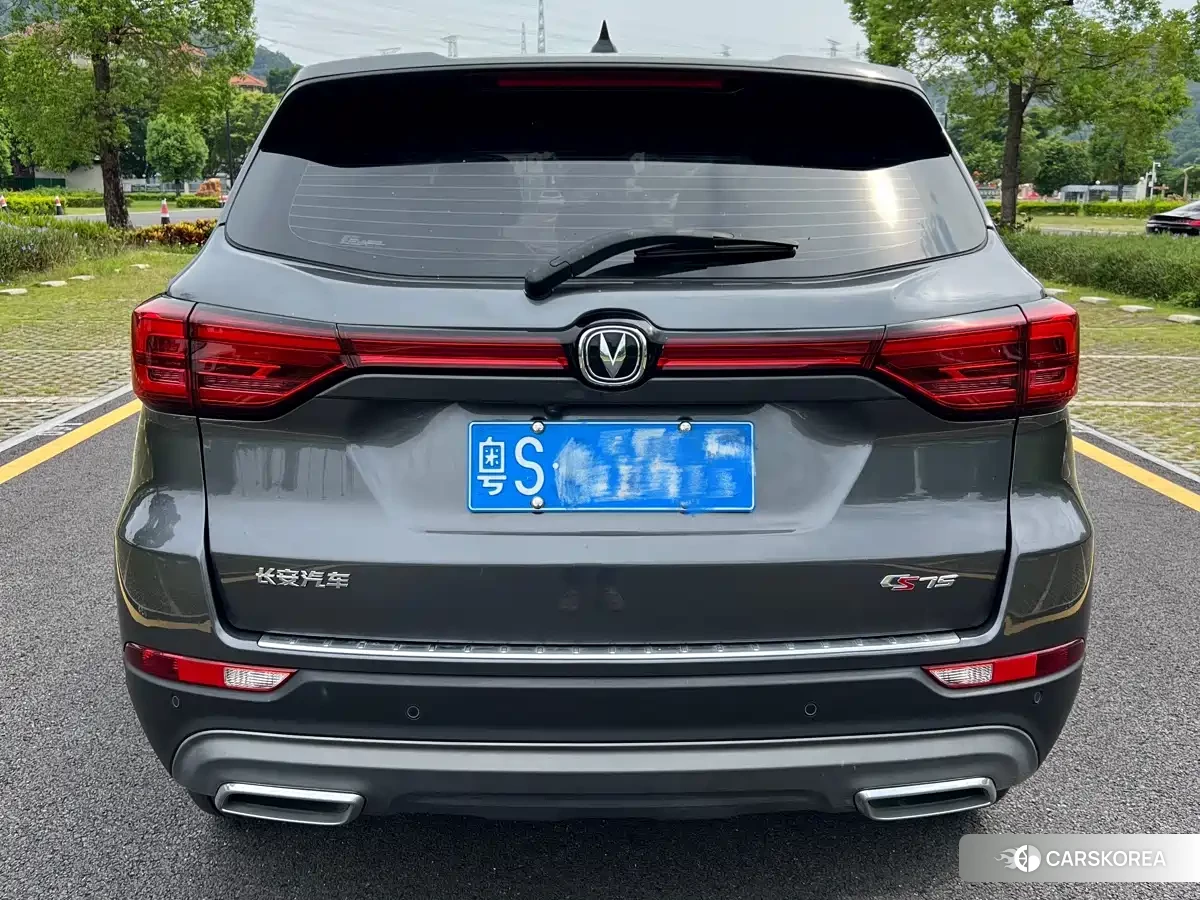 Chang'an CS75 2023 Silver/gray из Китая, фото 5