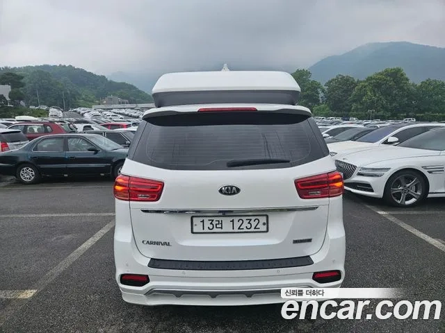 Kia The New Carnival id 2872757 из Кореи 14