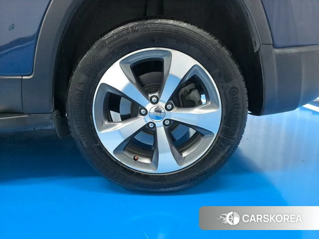 Jeep Free light id 4213019 из Китая 15