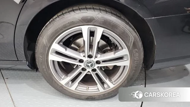 Mercedes-Benz E-Class W213 id 3492215 из Кореи 15