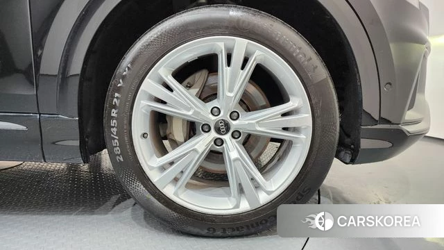 Audi Q8 (4M) id 3798730 из Кореи 15