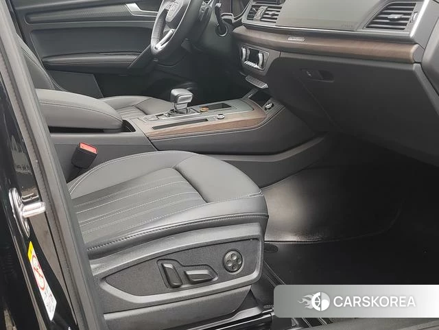 Audi Q5L id 4299964 из Китая 11