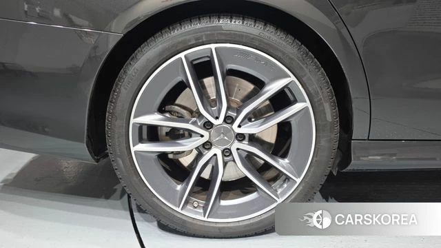 Mercedes-Benz E-Class W213 id 4529449 из Кореи 15