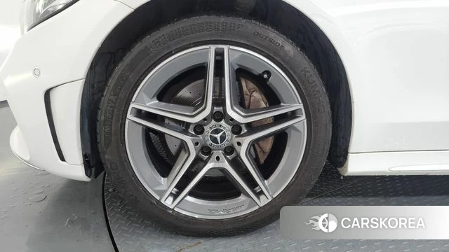 Mercedes-Benz C-Class W205 id 4384605 из Кореи 28