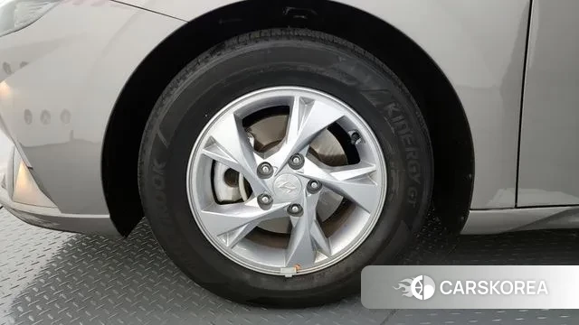 Hyundai Avante (CN7) id 3479607 из Кореи 15