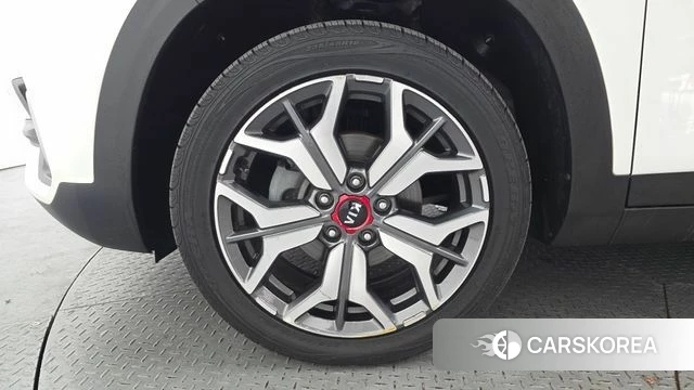 Kia Seltos id 4652031 из Кореи 15