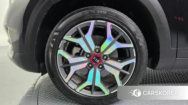 Kia Seltos id 4895175 из Кореи 28