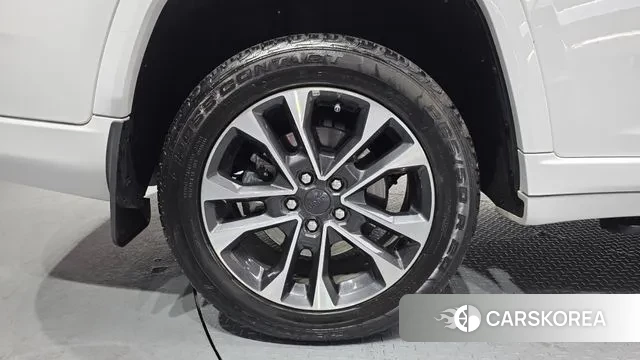 Jeep Grand Cherokee (WL) id 3732703 из Кореи 15