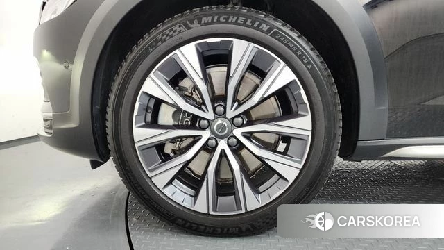 Volvo V90 Cross-Country id 4474632 из Кореи 15