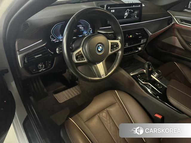 BMW 5 series PHEV id 4321271 из Китая 9